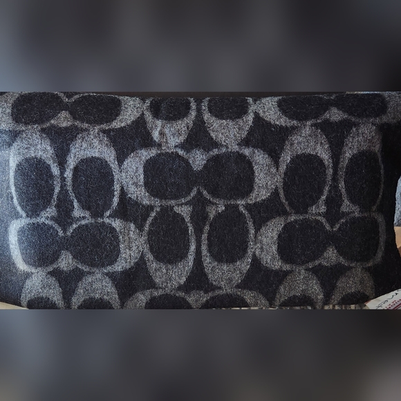 COACH Wool/Cashmere Scarf UNISEX NWOT - Picture 12 of 15